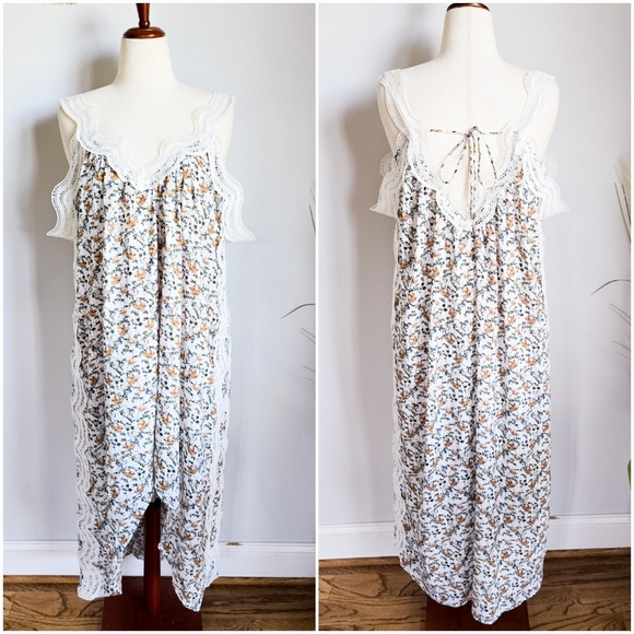 Revolve ELLIATT White Floral Print Elixir Lace Trim Oversized Dress Size Small - Picture 3 of 13